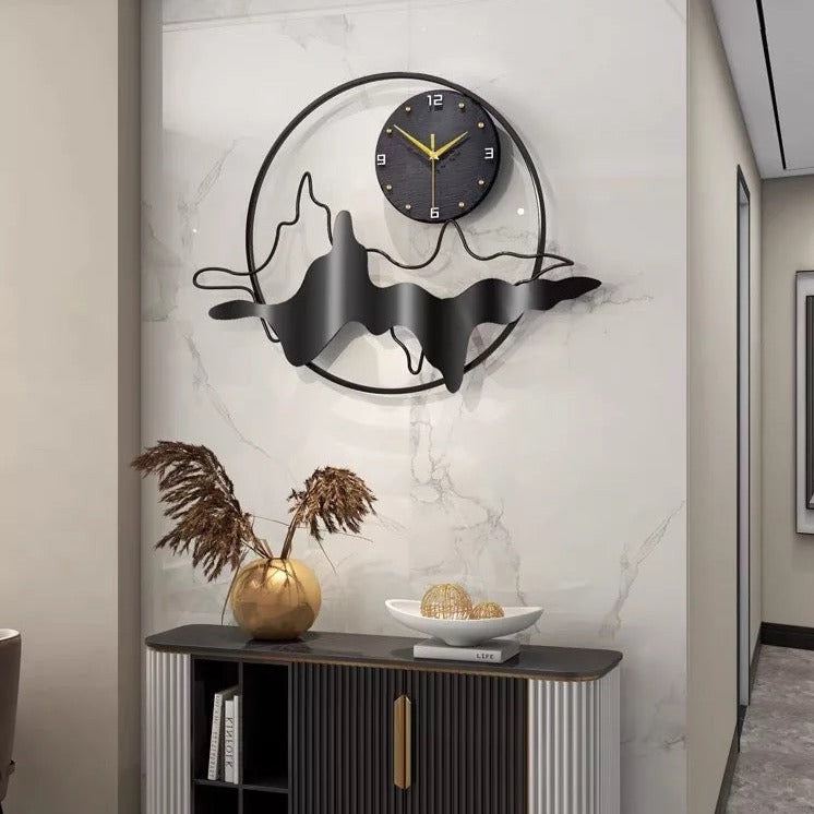 Creative Wave Metal Wall Décor & Clock